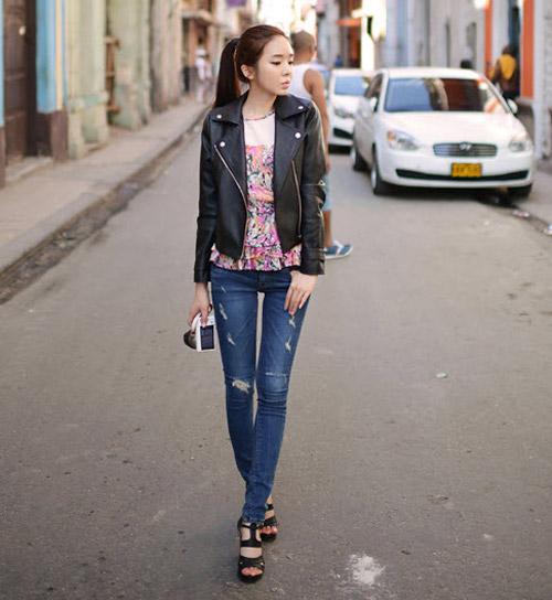4 suggestions for mixing beautiful clothes for girls who love leather jackets