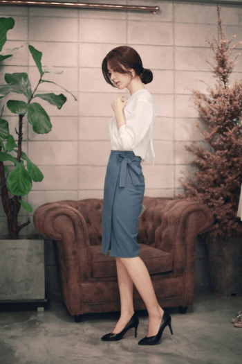 Mặc quần jeans đến công sở